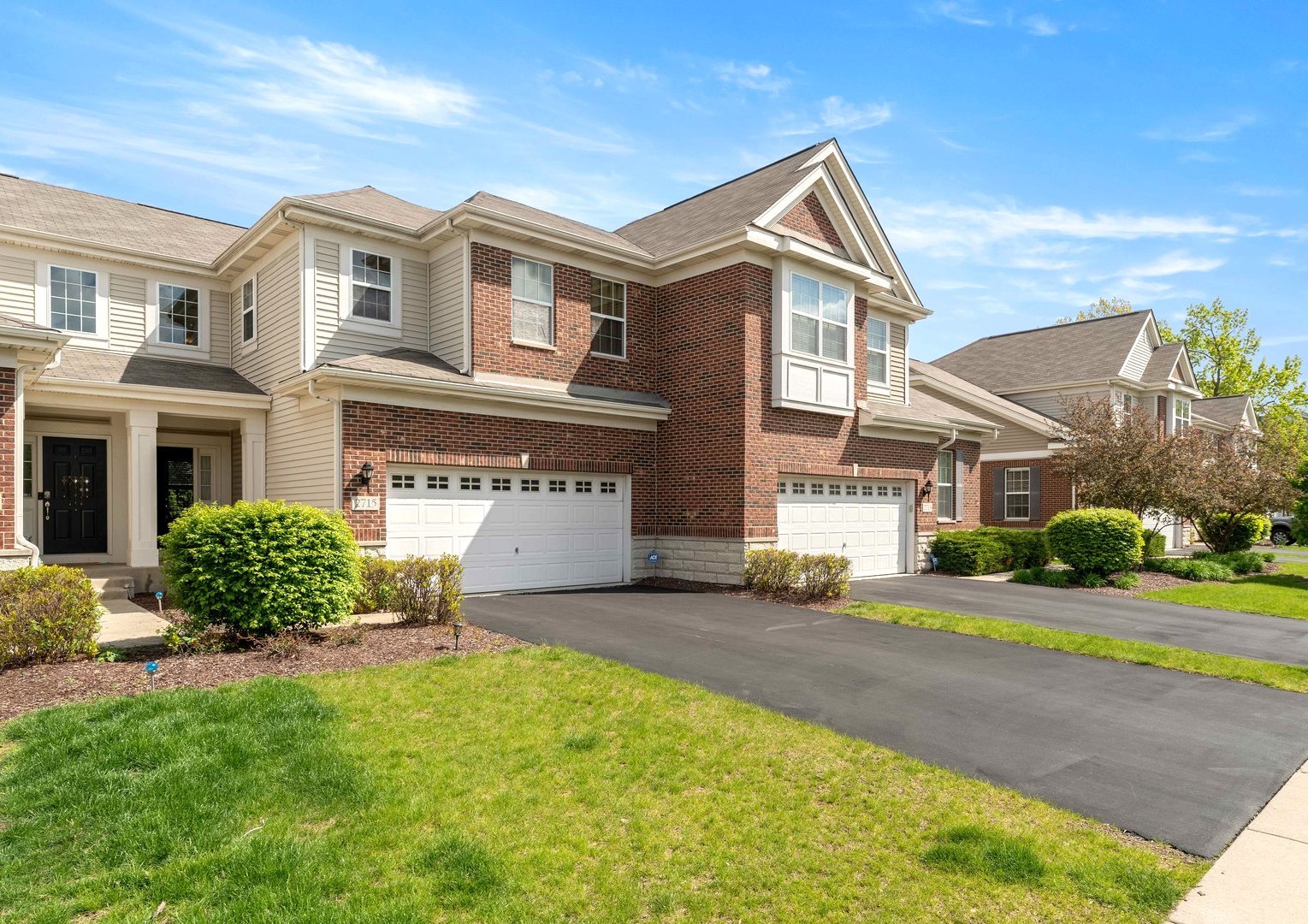 2715 Blakely Lane, Naperville, IL 60540