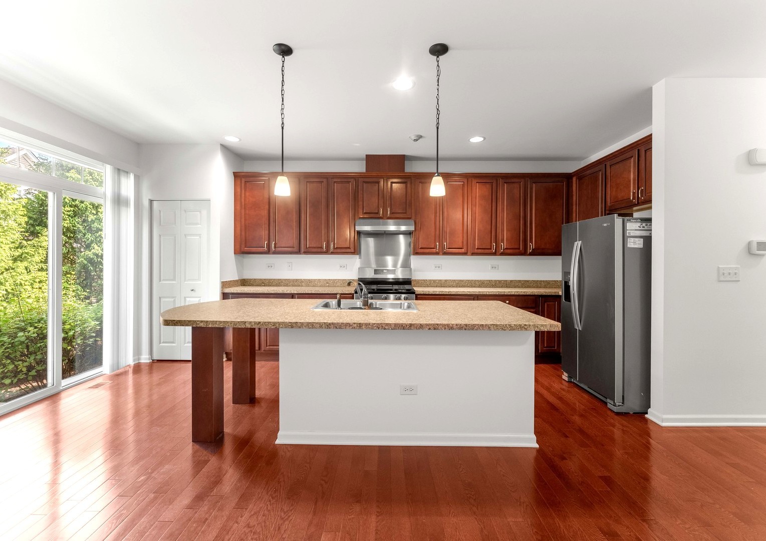 2715 Blakely Lane, Naperville, IL 60540