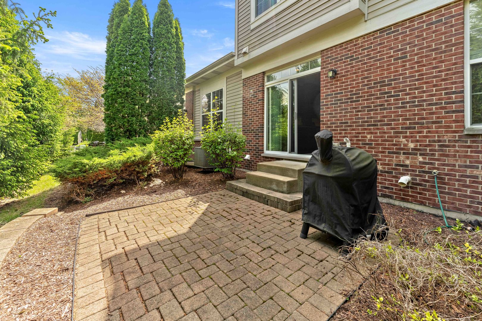 2715 Blakely Lane, Naperville, IL 60540