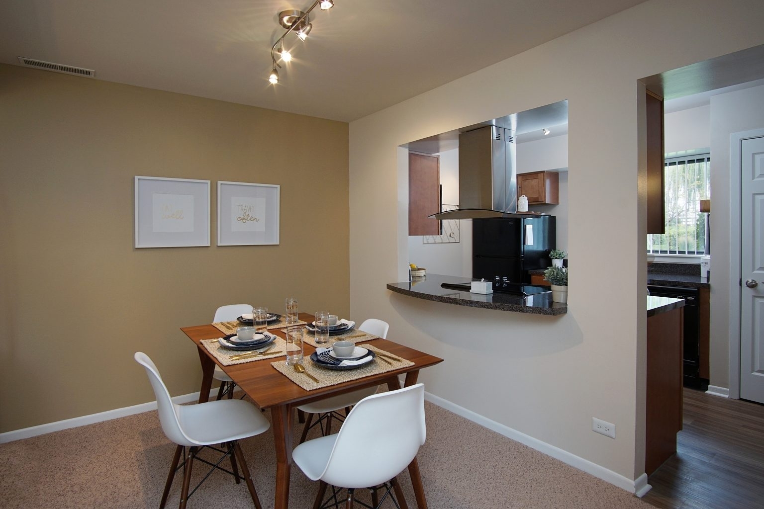 1507 Westminster Drive #102, Naperville, IL 60563
