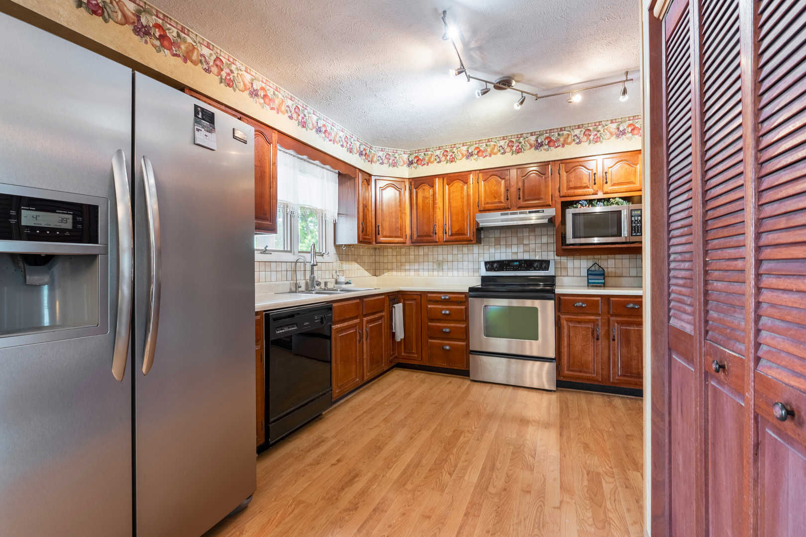 1704 Dunray Lane, Normal, IL 61761