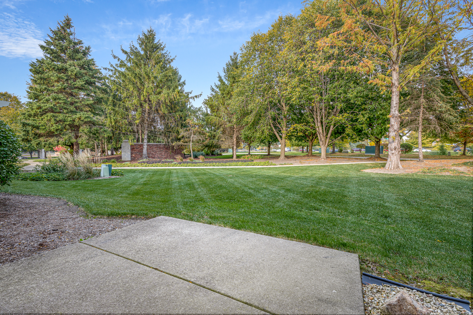 1251 TOWNES Circle, Aurora, IL 60502