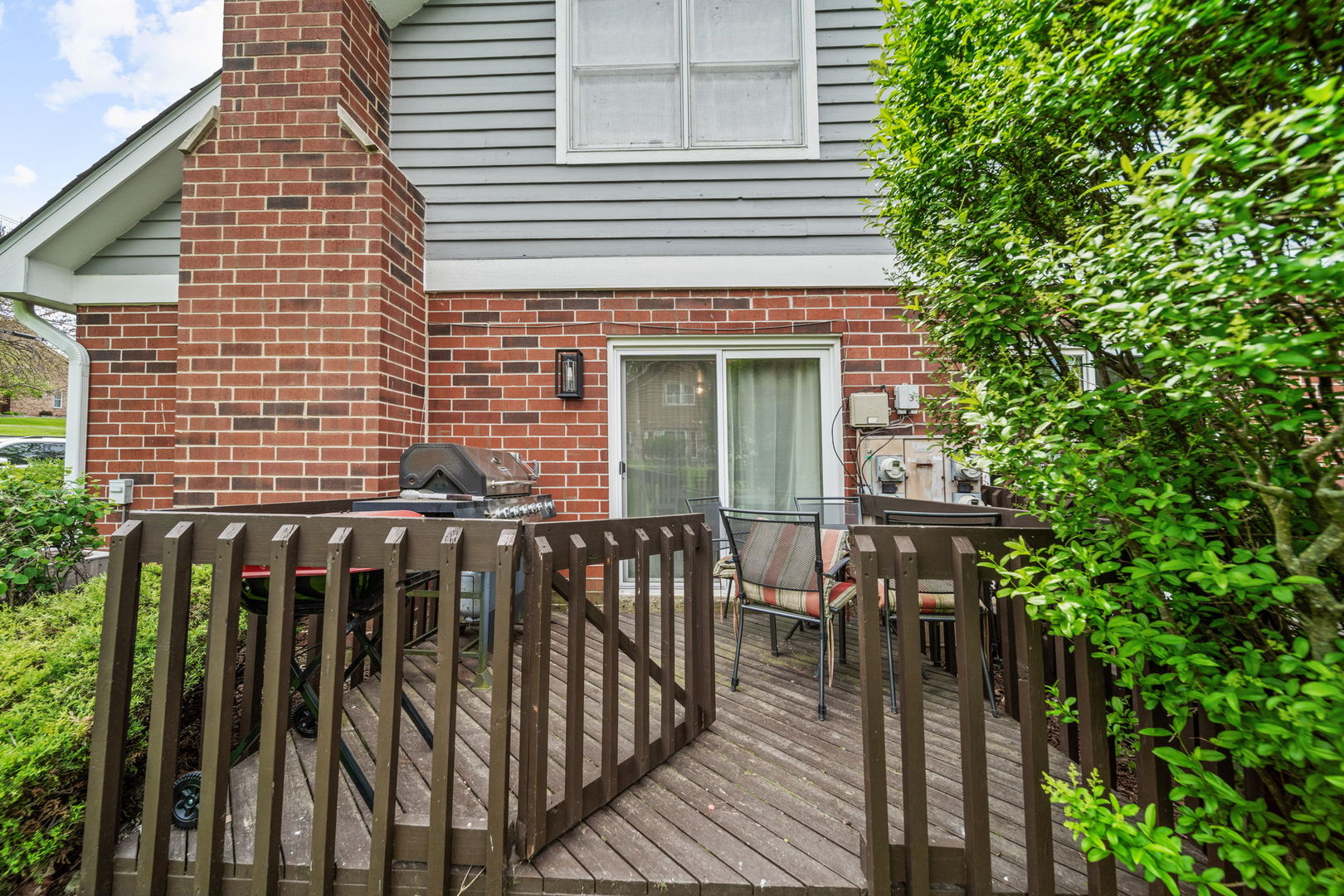 8003 Barrymore Drive, Darien, IL 60561