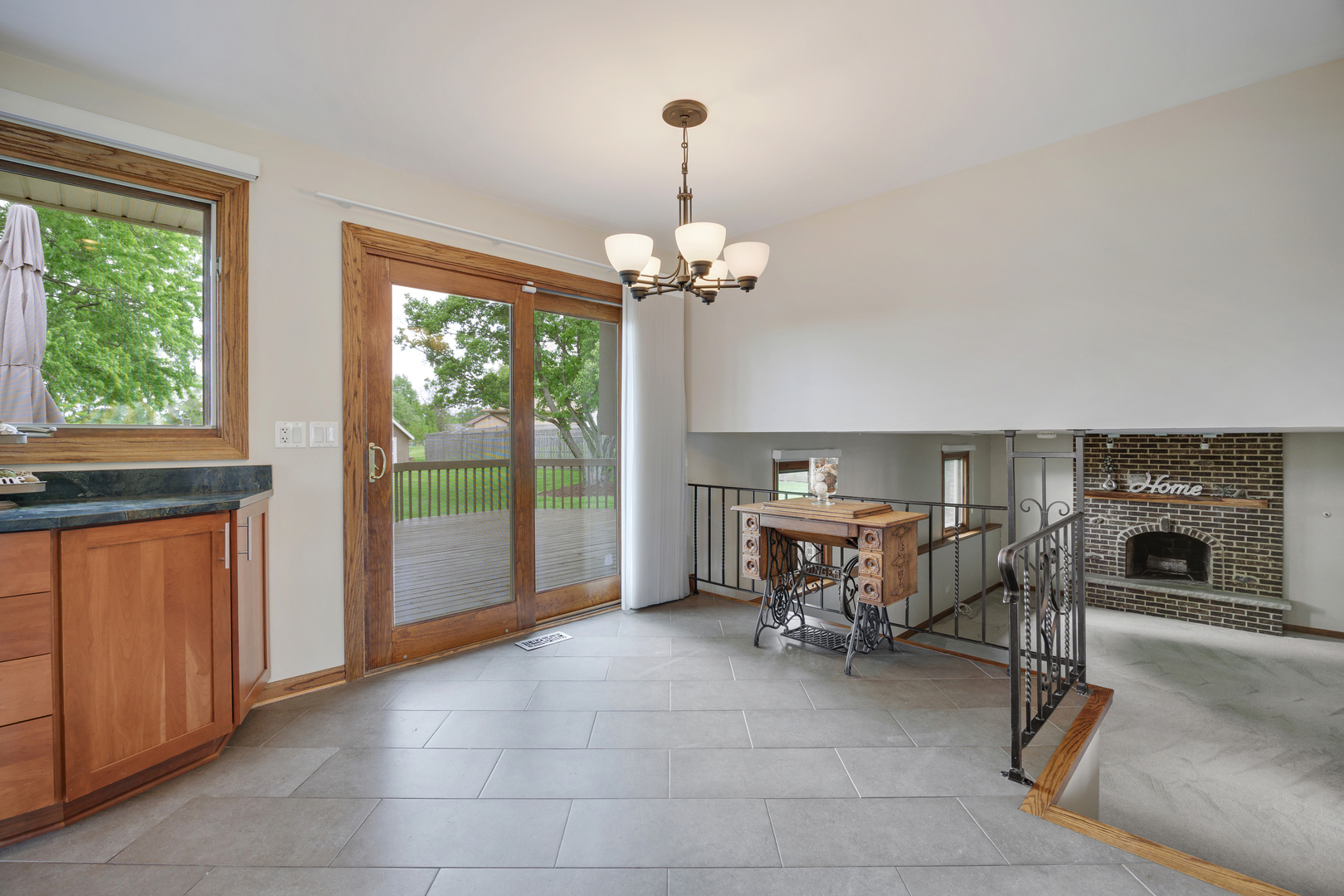 16W658 Therese Court, Willowbrook, IL 60527