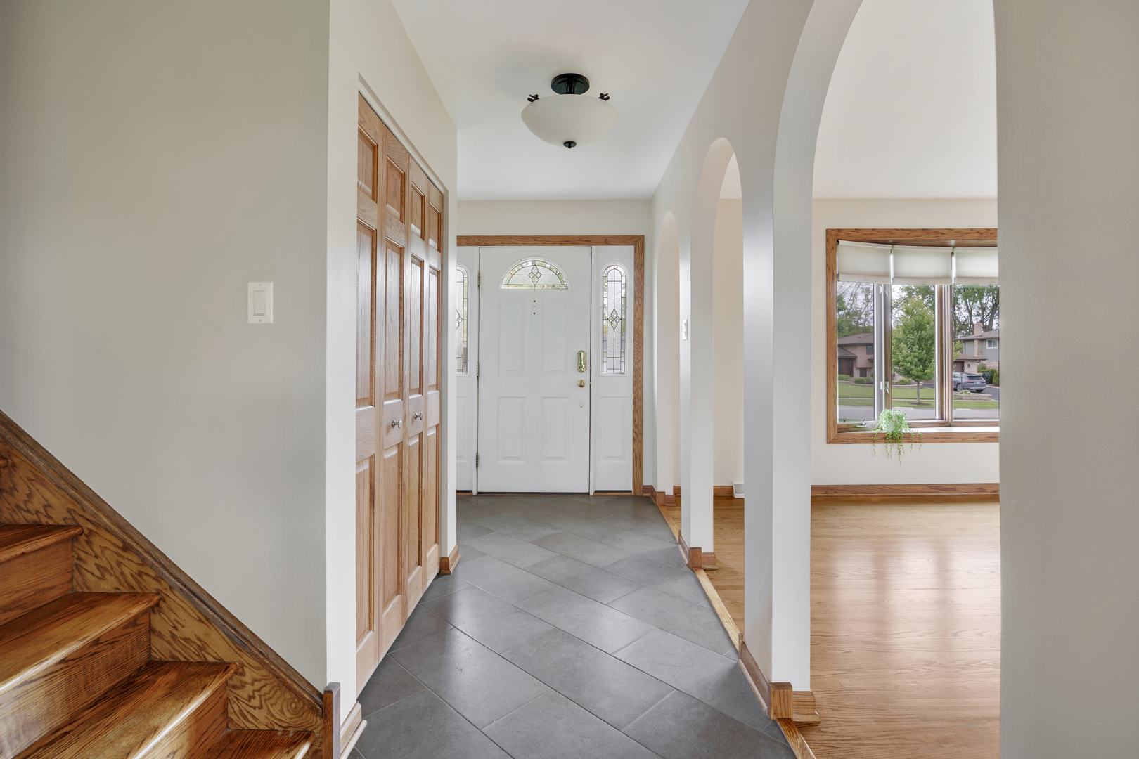16W658 Therese Court, Willowbrook, IL 60527