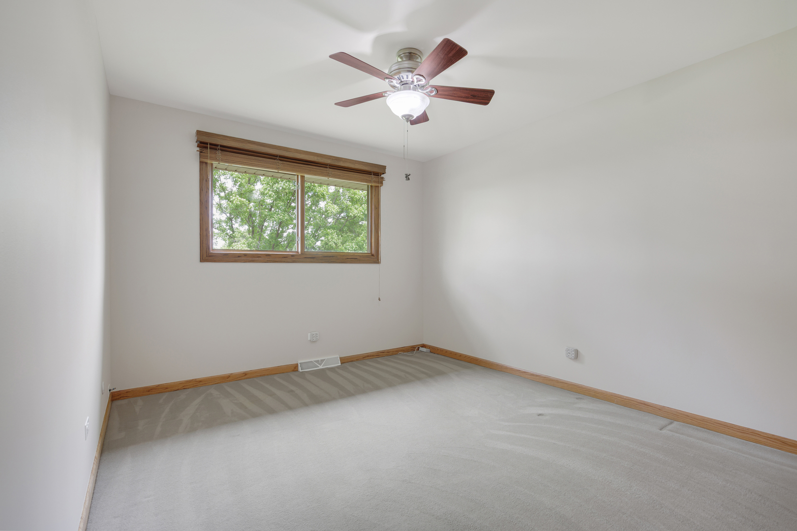 16W658 Therese Court, Willowbrook, IL 60527