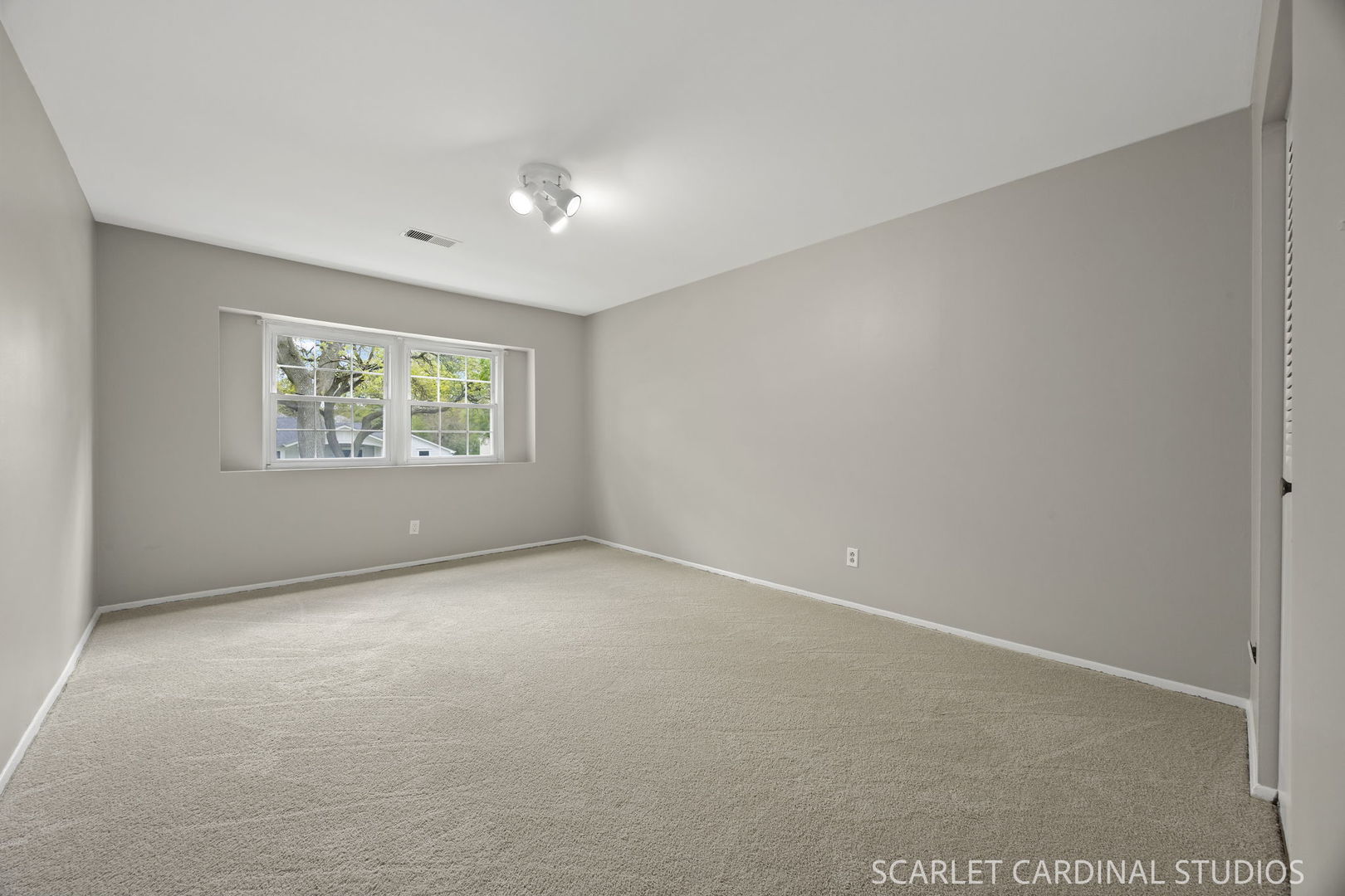 1105 Royal St George Drive #206, Naperville, IL 60563