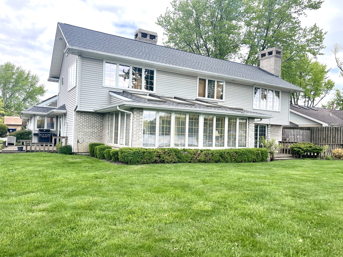 2401 Fairview Avenue, Johnsburg, IL 60051