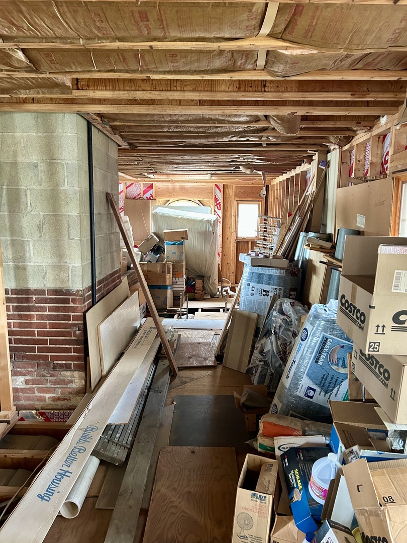 2401 Fairview Avenue, Johnsburg, IL 60051
