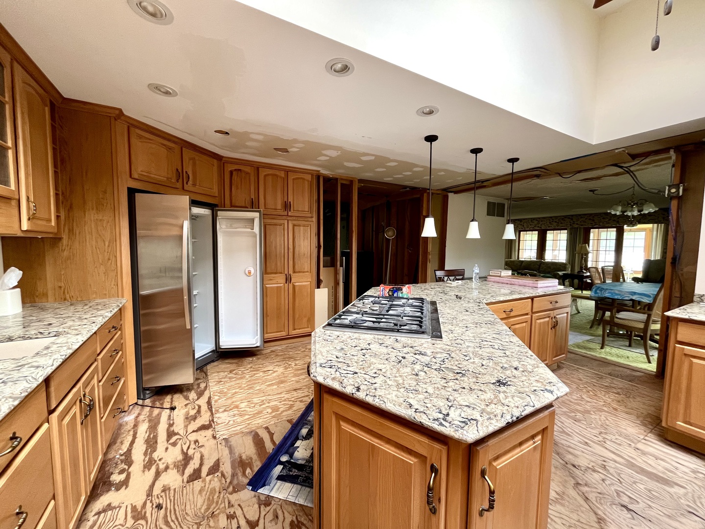 2401 Fairview Avenue, Johnsburg, IL 60051