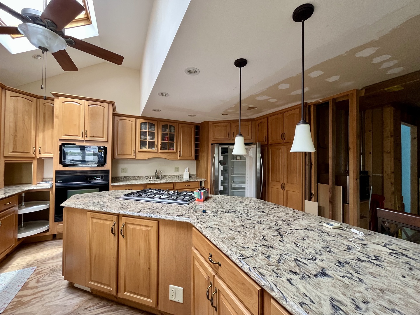 2401 Fairview Avenue, Johnsburg, IL 60051