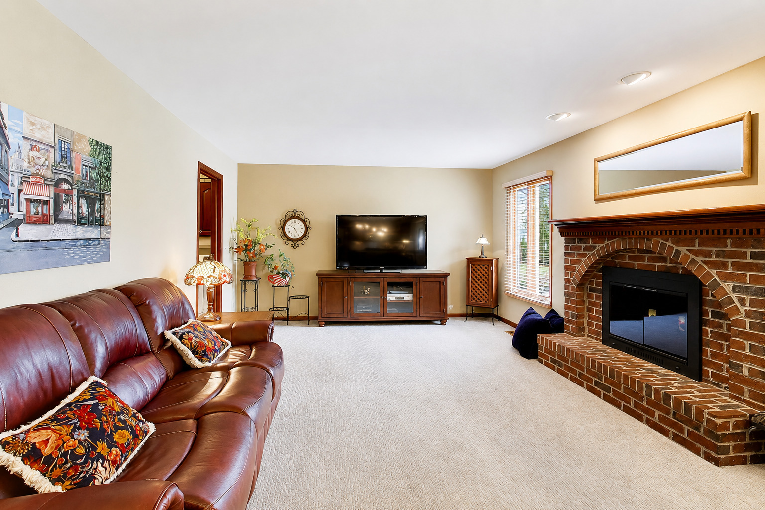1265 N Scarlet Drive, Addison, IL 60101