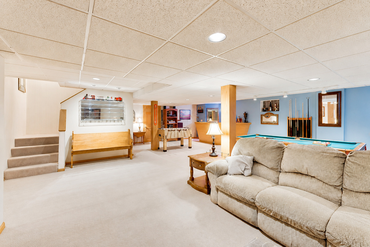 1265 N Scarlet Drive, Addison, IL 60101