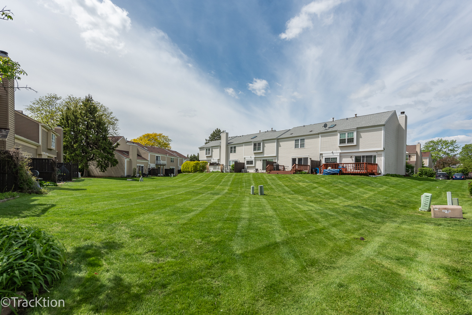 17 Peach Tree Lane, Westmont, IL 60559