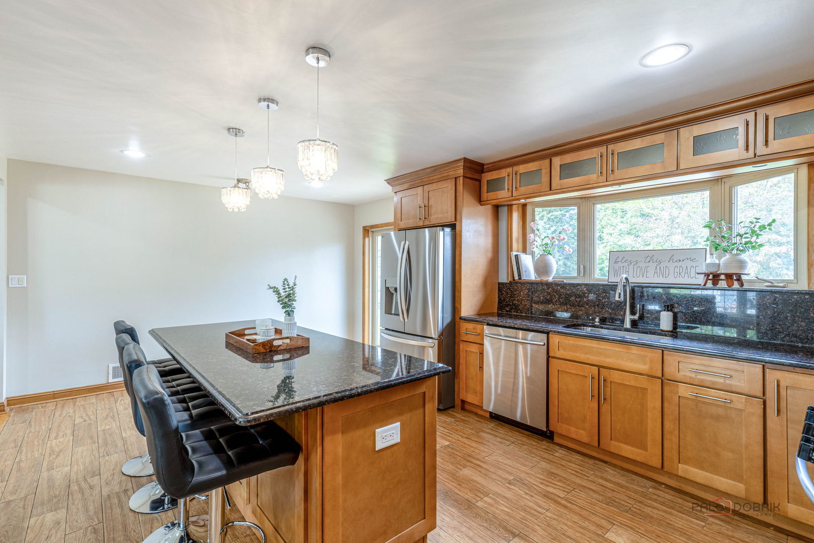2632 SARAH Street, Franklin Park, IL 60131
