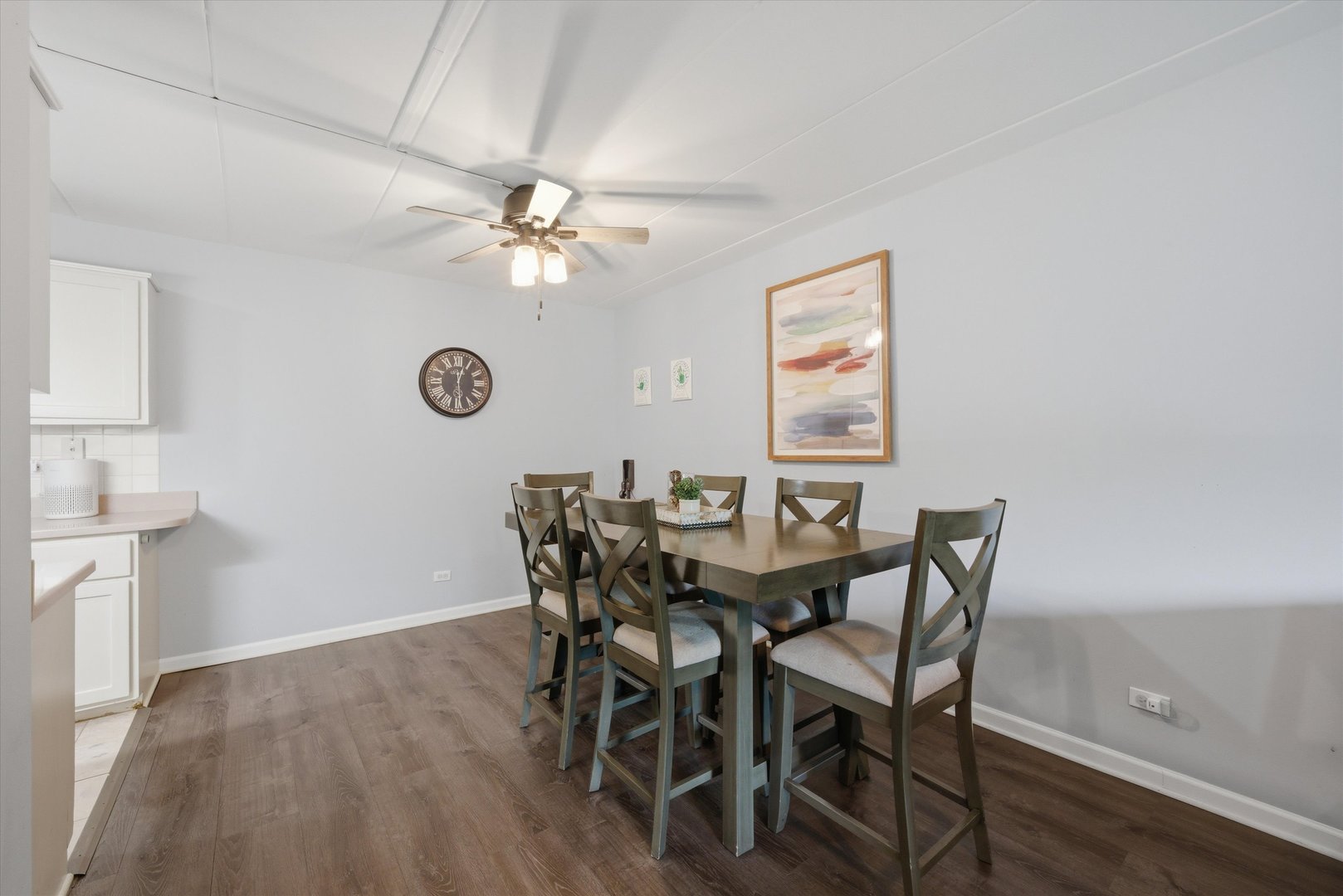 5S040 Pebblewood Lane #W103, Naperville, IL 60563