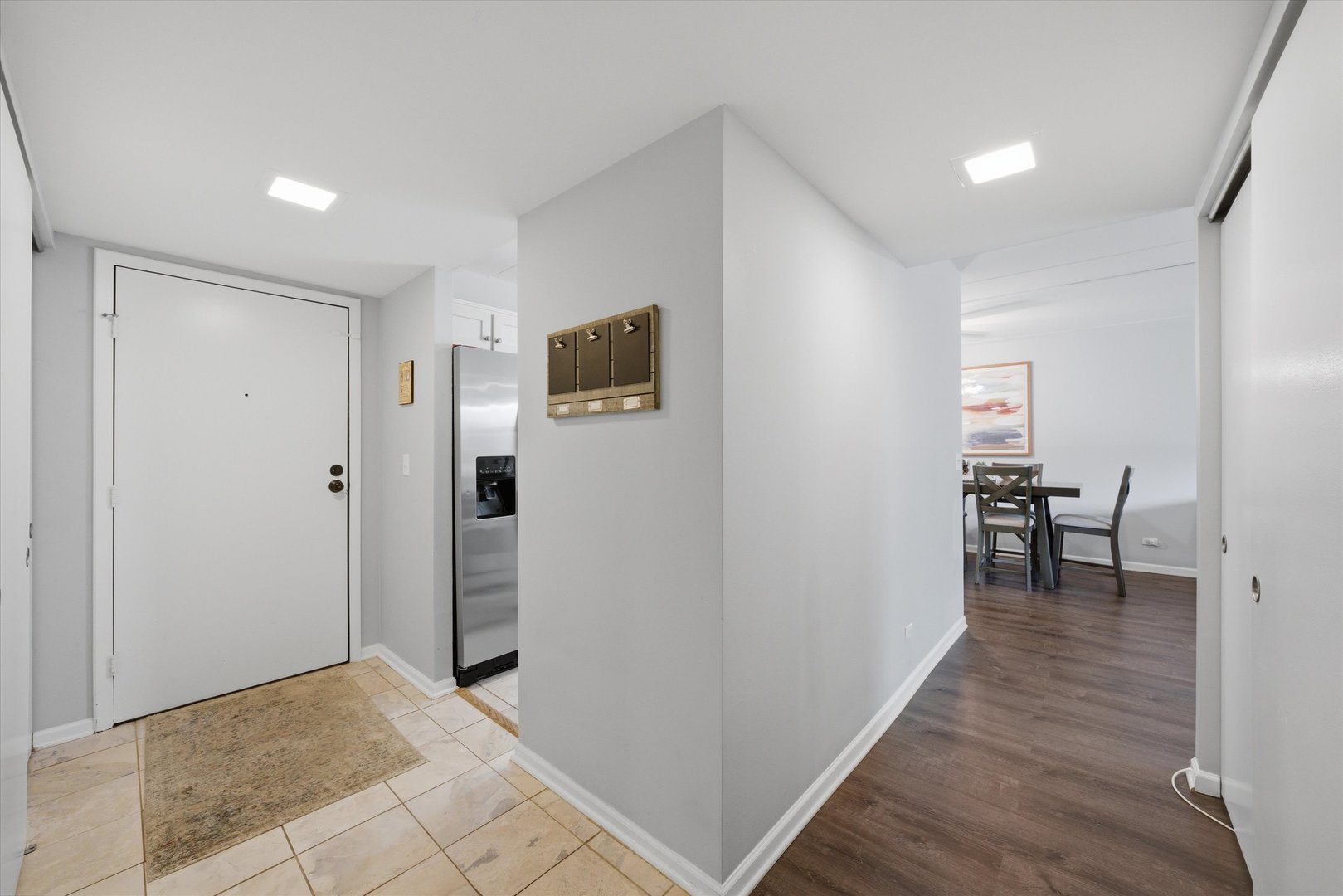 5S040 Pebblewood Lane #W103, Naperville, IL 60563