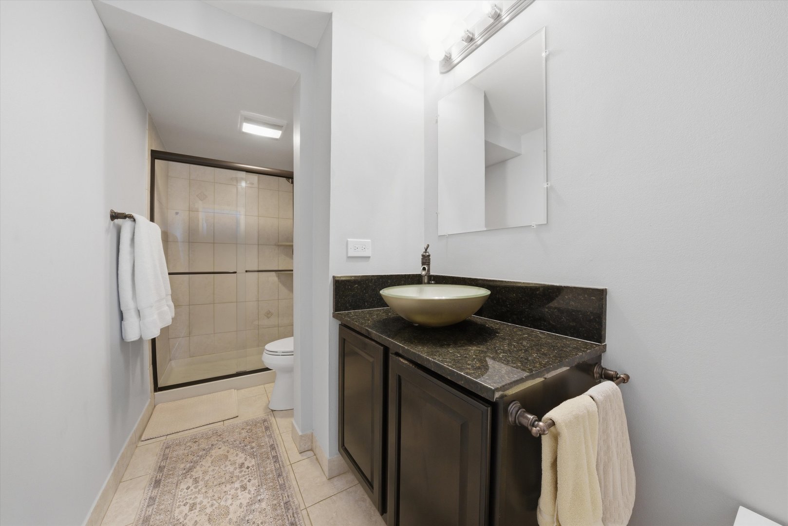 5S040 Pebblewood Lane #W103, Naperville, IL 60563