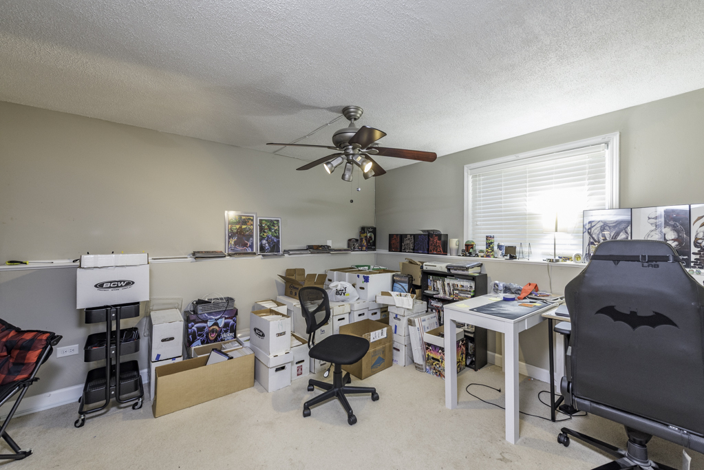 814 Holdridge Avenue, Winthrop Harbor, IL 60096