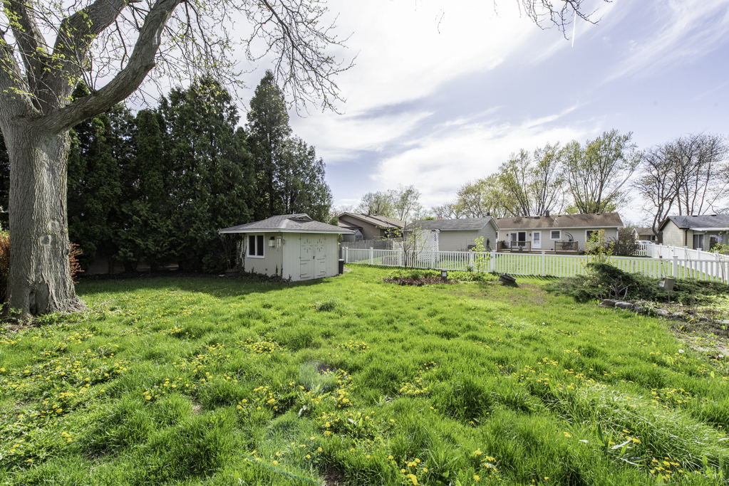 814 Holdridge Avenue, Winthrop Harbor, IL 60096