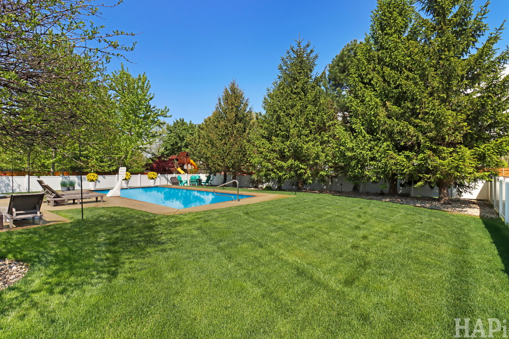 1083 Neuhaven Drive, Antioch, IL 60002