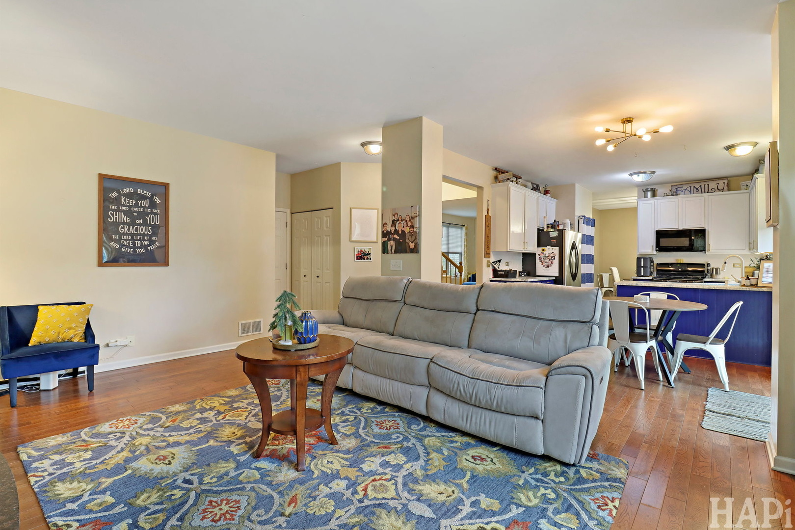 1083 Neuhaven Drive, Antioch, IL 60002