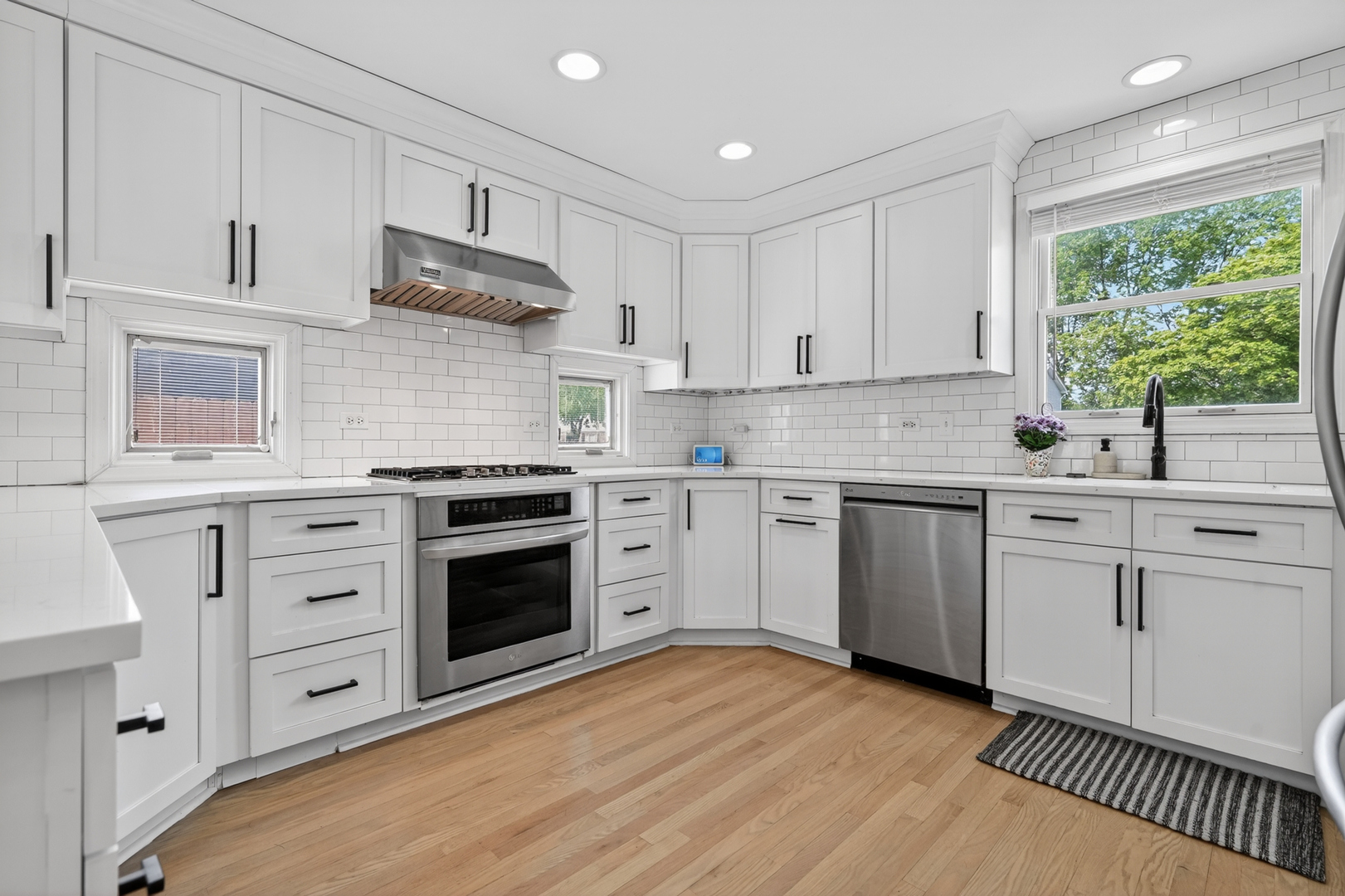 453 S Park Street, Westmont, IL 60559