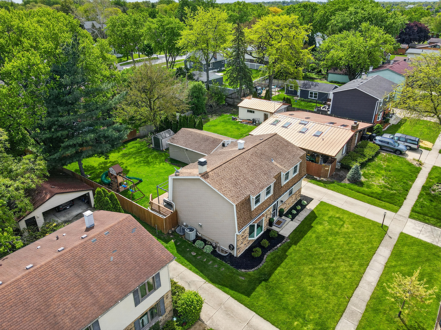 453 S Park Street, Westmont, IL 60559