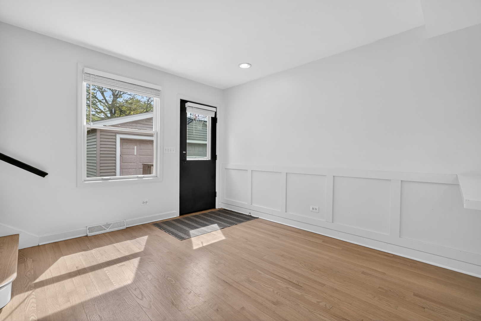 453 S Park Street, Westmont, IL 60559