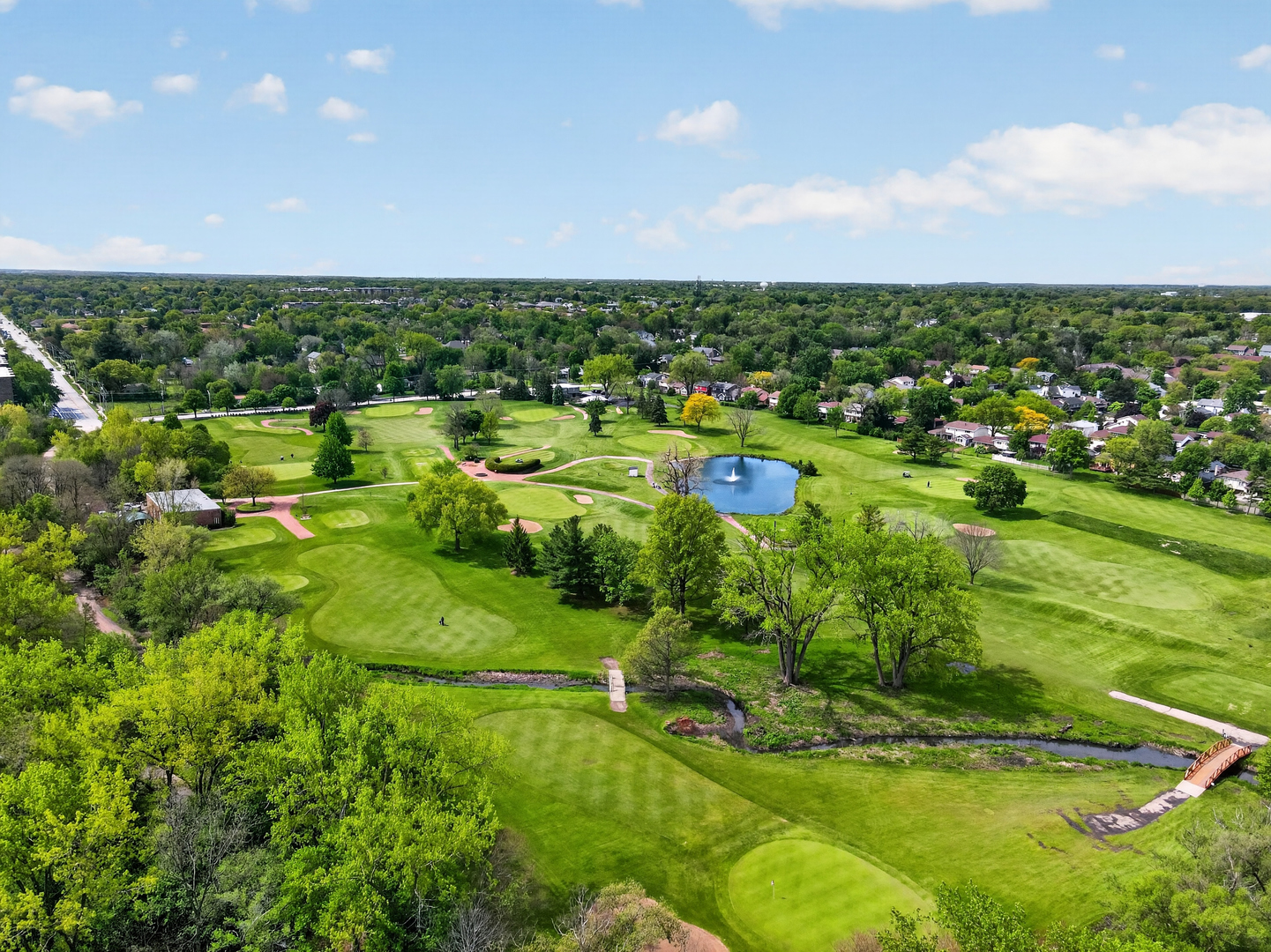 453 S Park Street, Westmont, IL 60559