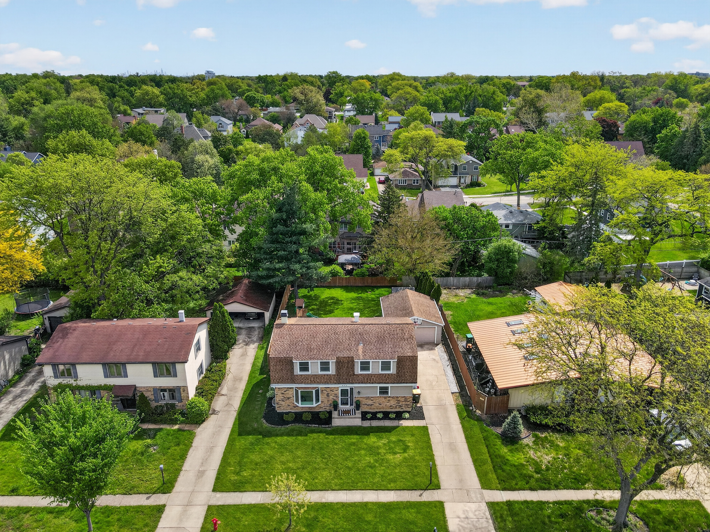 453 S Park Street, Westmont, IL 60559