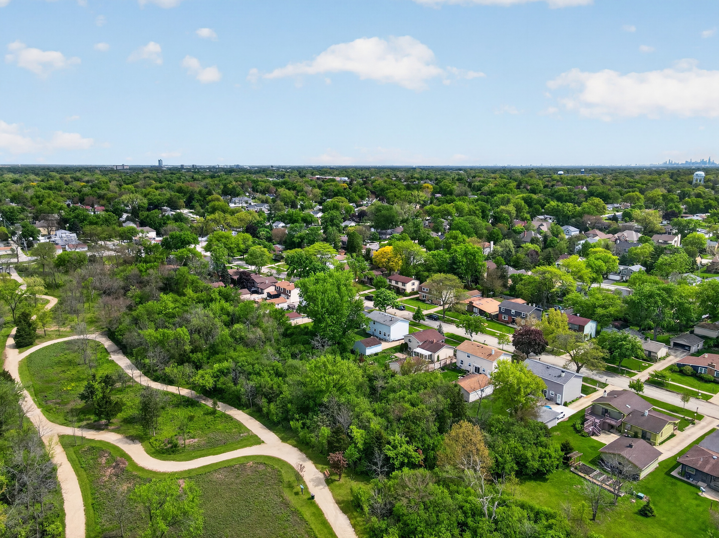 453 S Park Street, Westmont, IL 60559