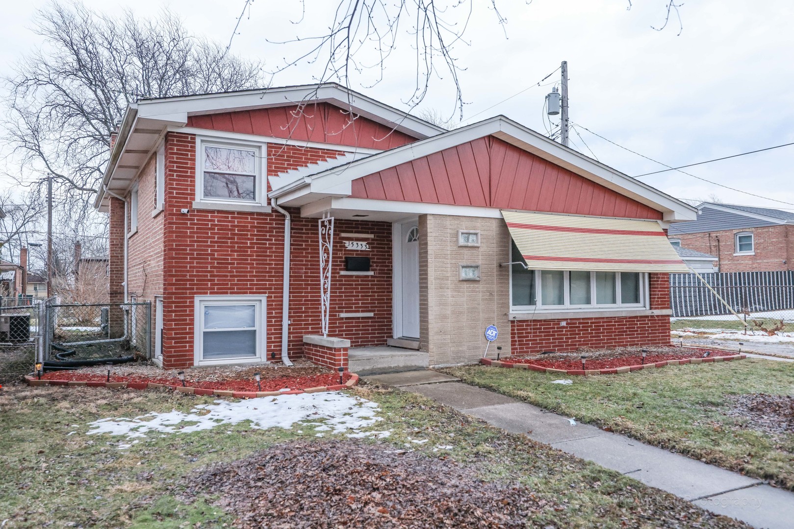 15333 Grant Street, Dolton, IL 60419