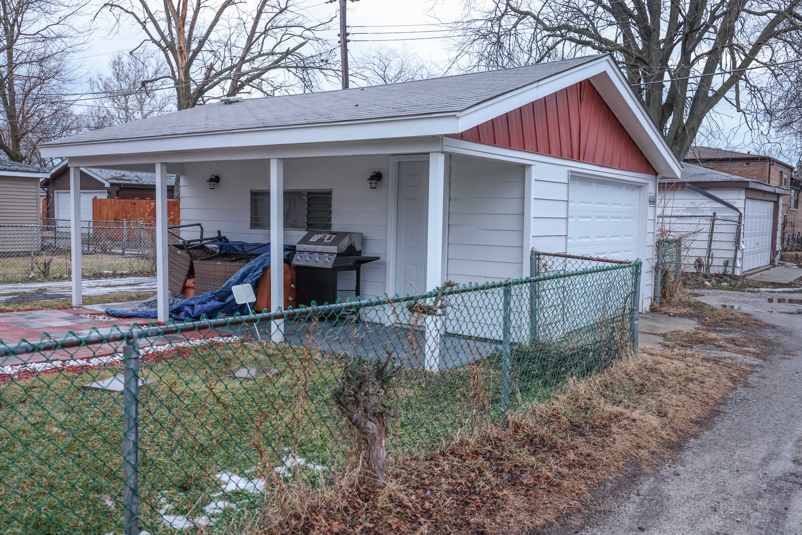 15333 Grant Street, Dolton, IL 60419
