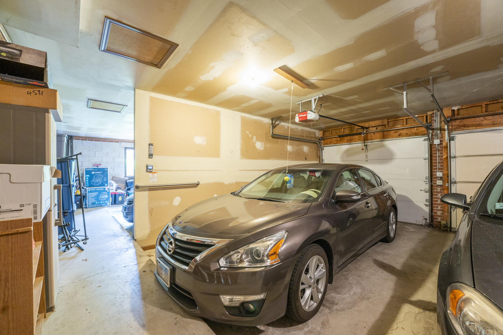 245 Windsor Lane #B, Willowbrook, IL 60527