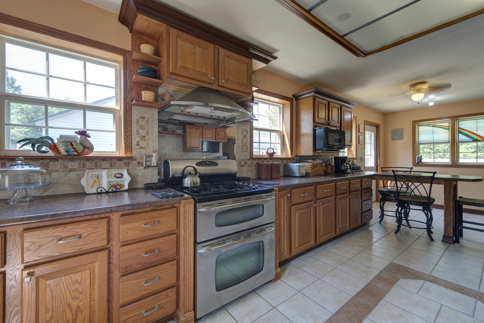 17049 W Edwards Road, Antioch, IL 60002