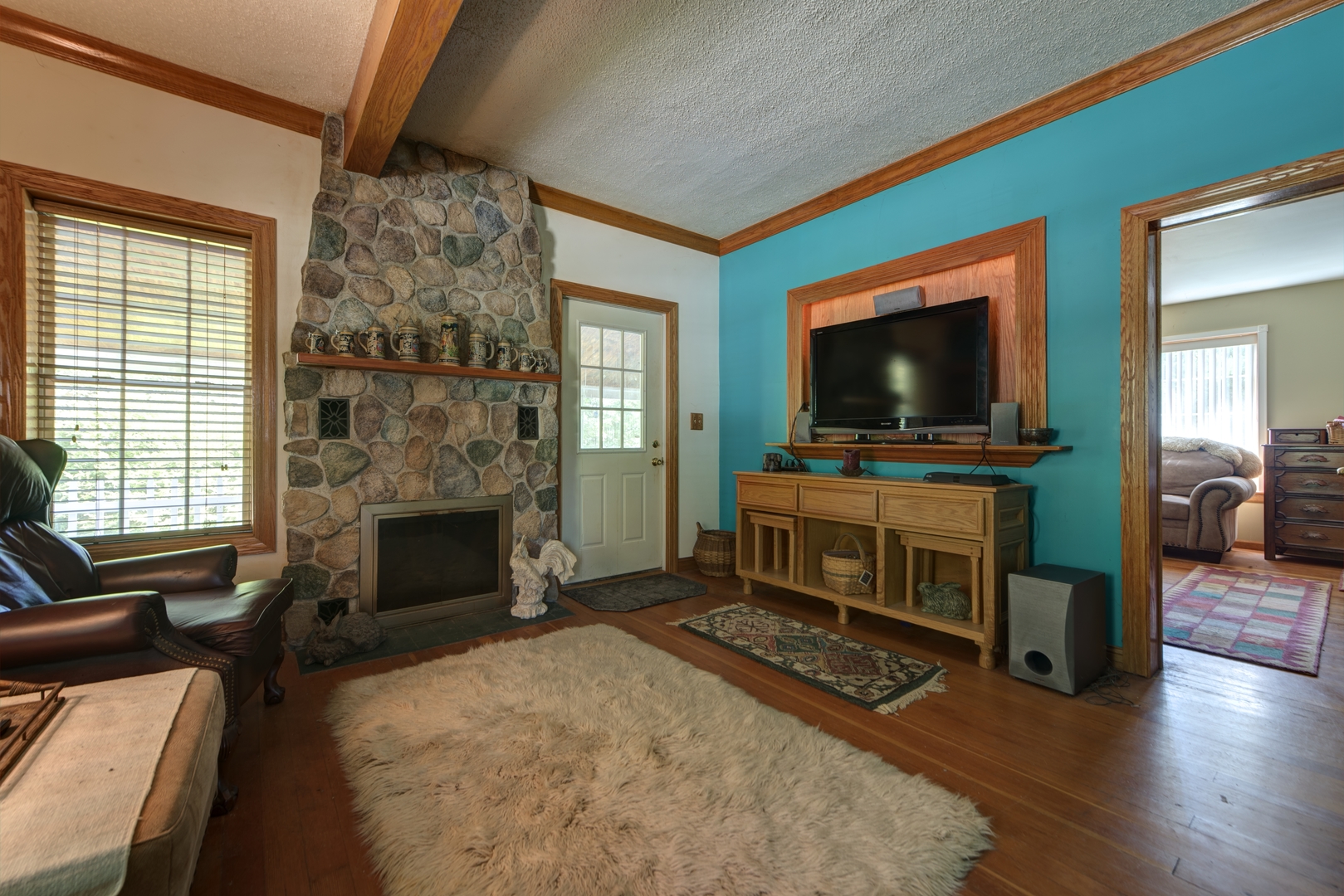 17049 W Edwards Road, Antioch, IL 60002
