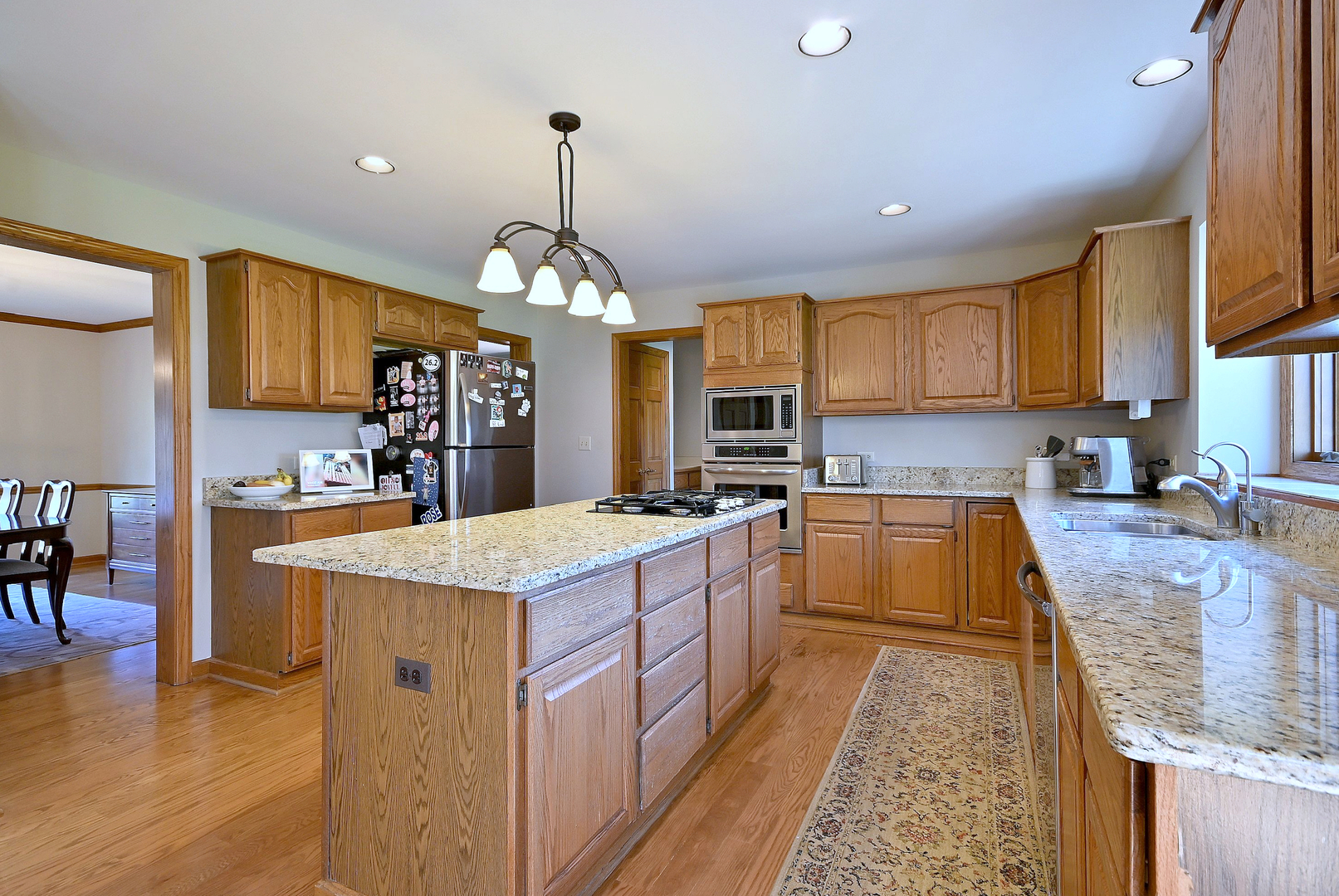 5681 River Park Drive, Libertyville, IL 60048
