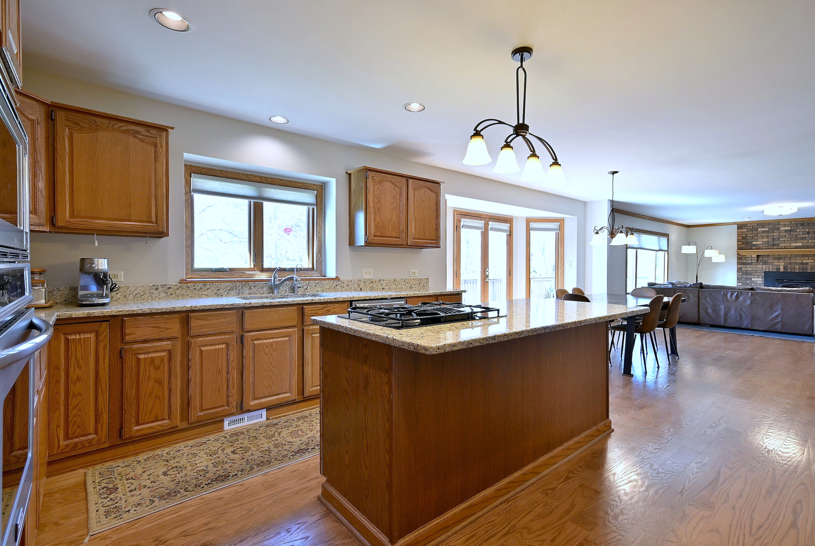 5681 River Park Drive, Libertyville, IL 60048