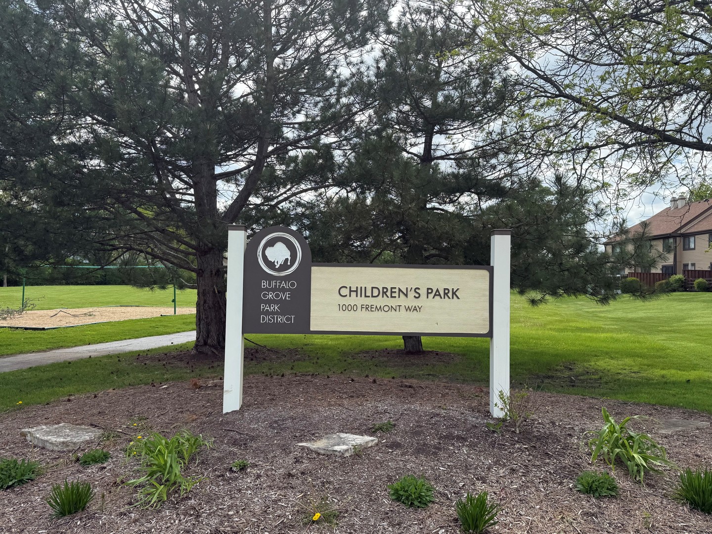 1058 Providence Lane, Buffalo Grove, IL 60089