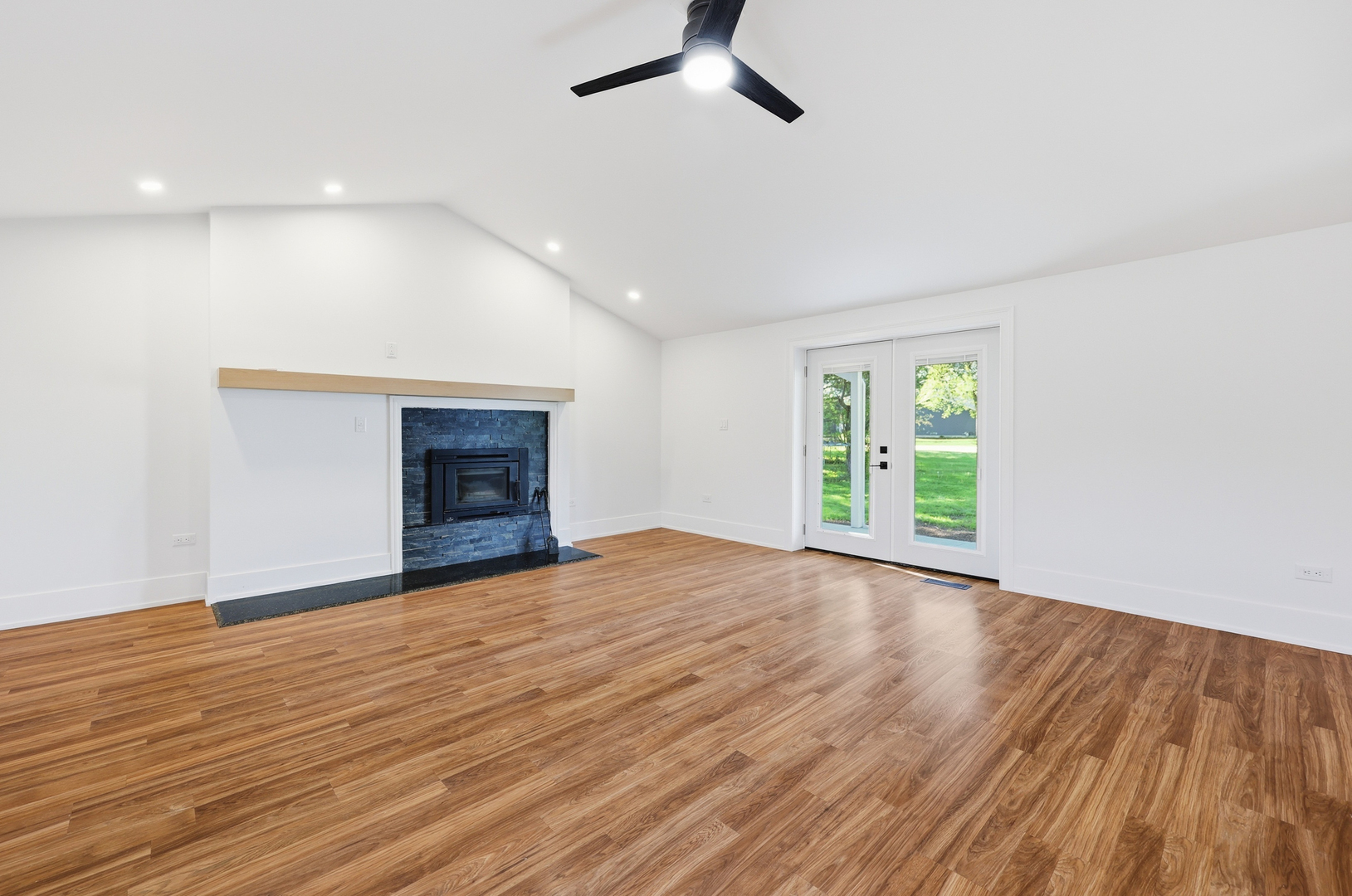 1107 N East Street, Marengo, IL 60152