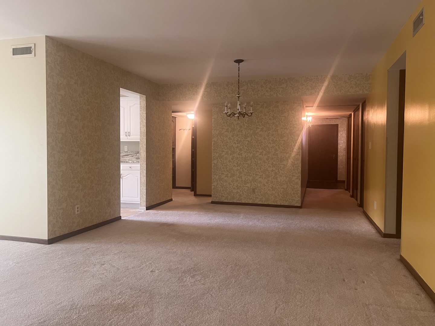 2608 186th Street #206, Lansing, IL 60438