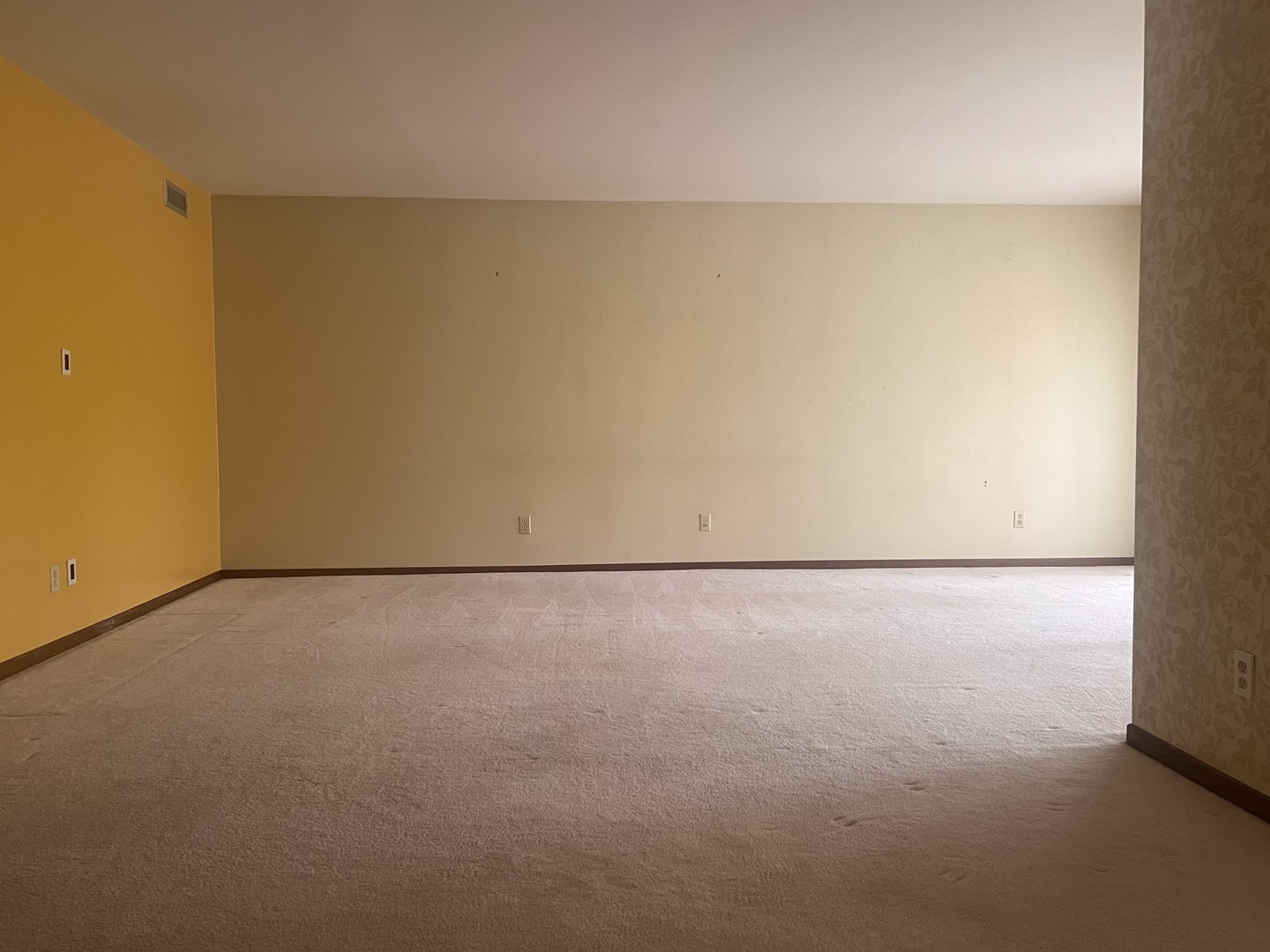 2608 186th Street #206, Lansing, IL 60438