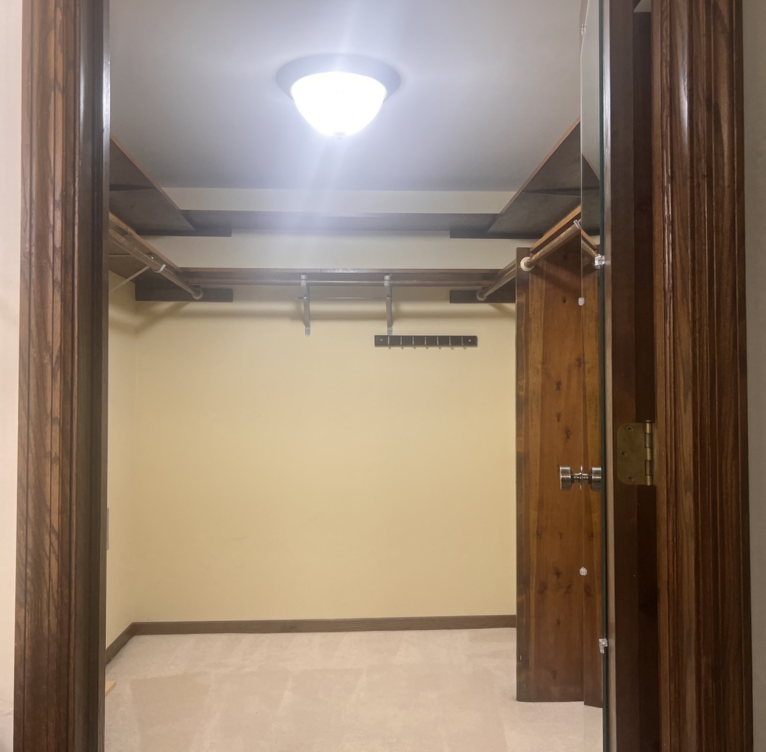 2608 186th Street #206, Lansing, IL 60438