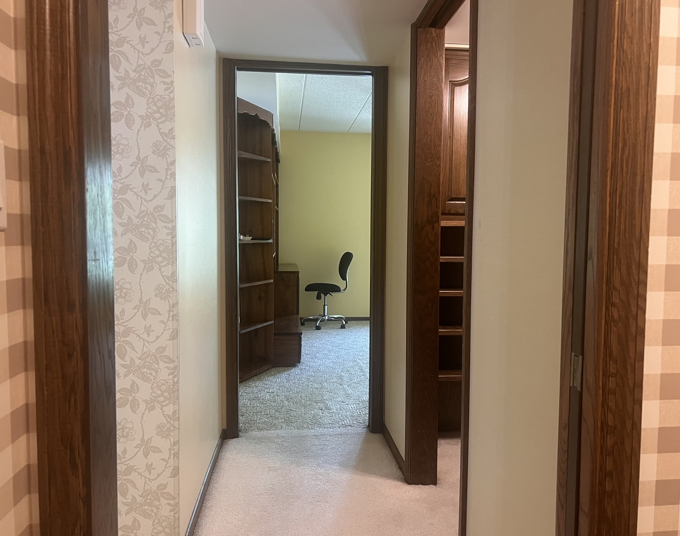 2608 186th Street #206, Lansing, IL 60438