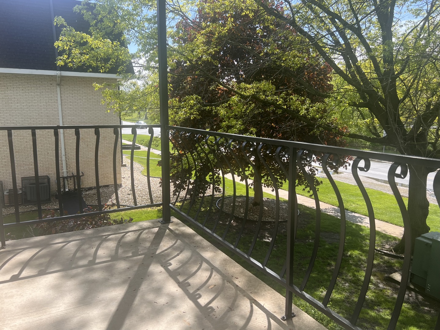 2608 186th Street #206, Lansing, IL 60438