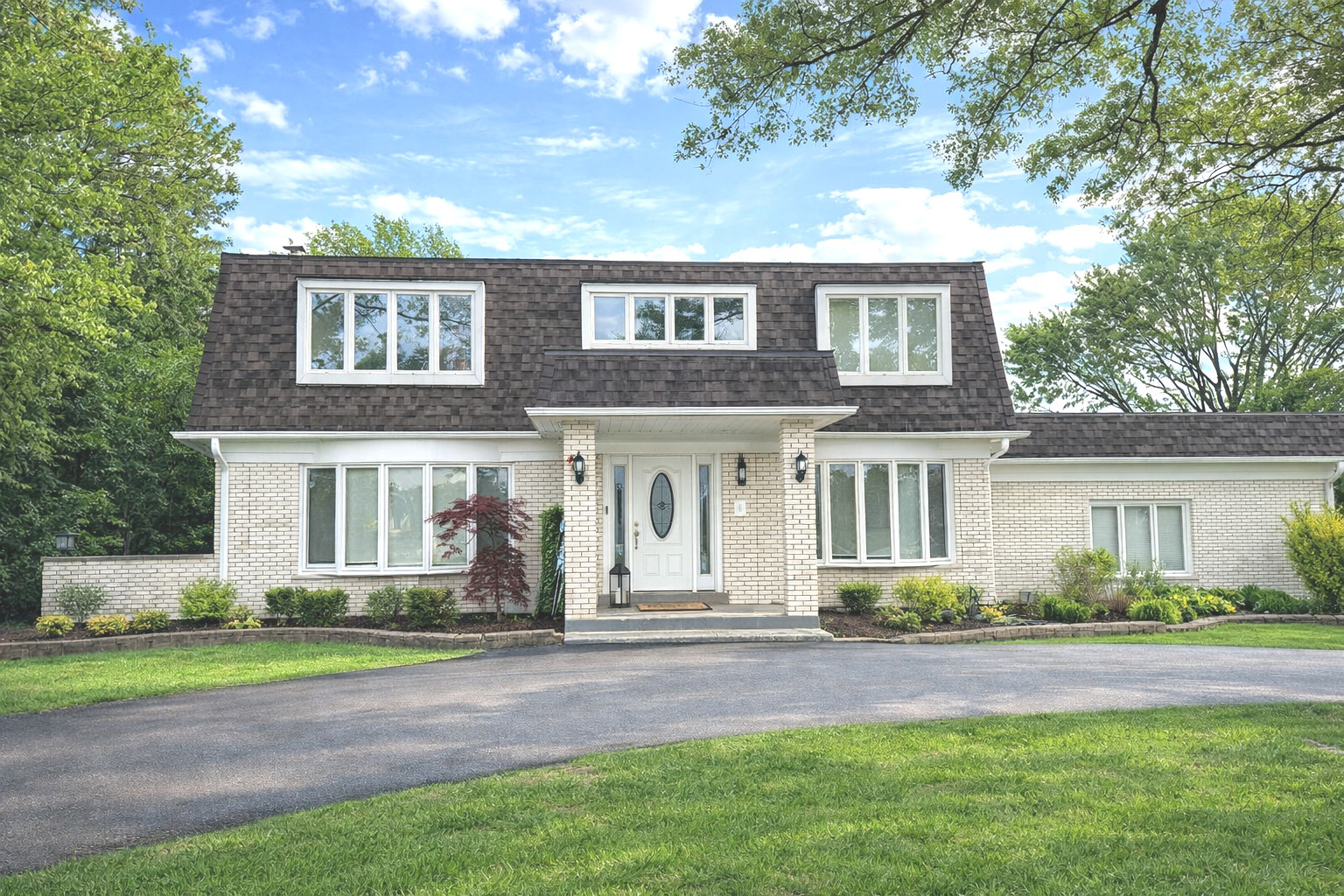 15 DEVONSHIRE Drive, Oak Brook, IL 60523