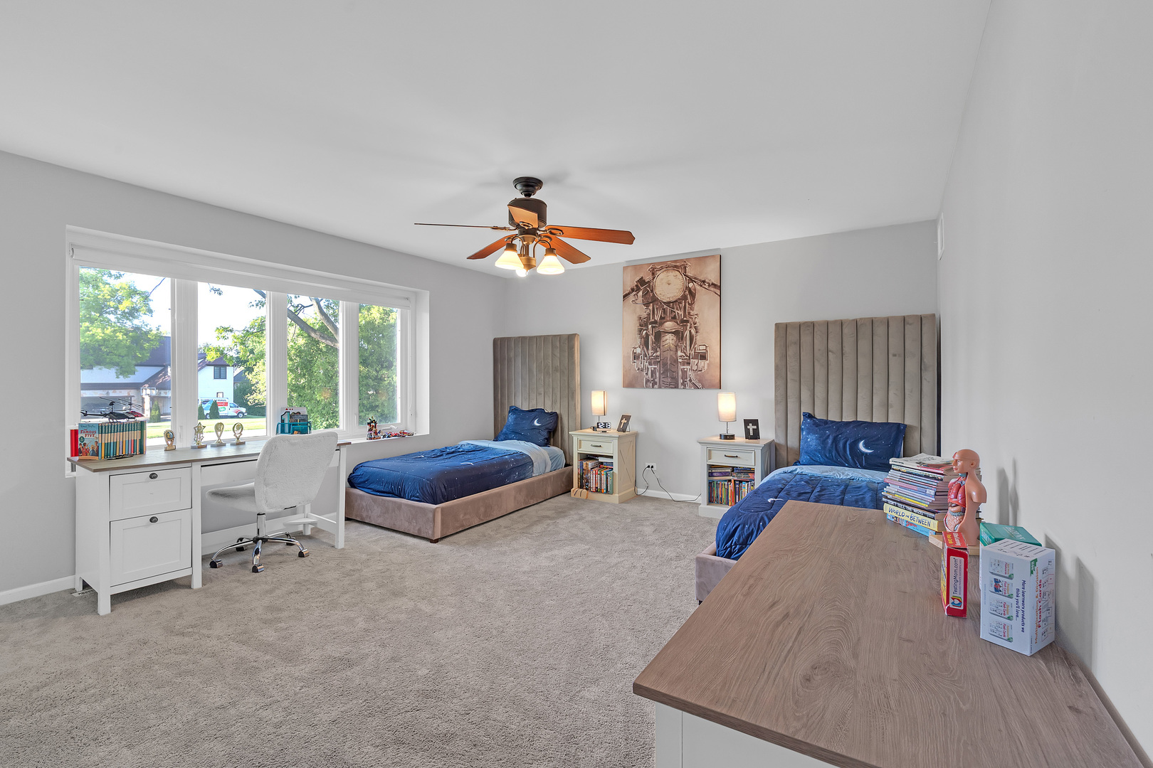 15 DEVONSHIRE Drive, Oak Brook, IL 60523