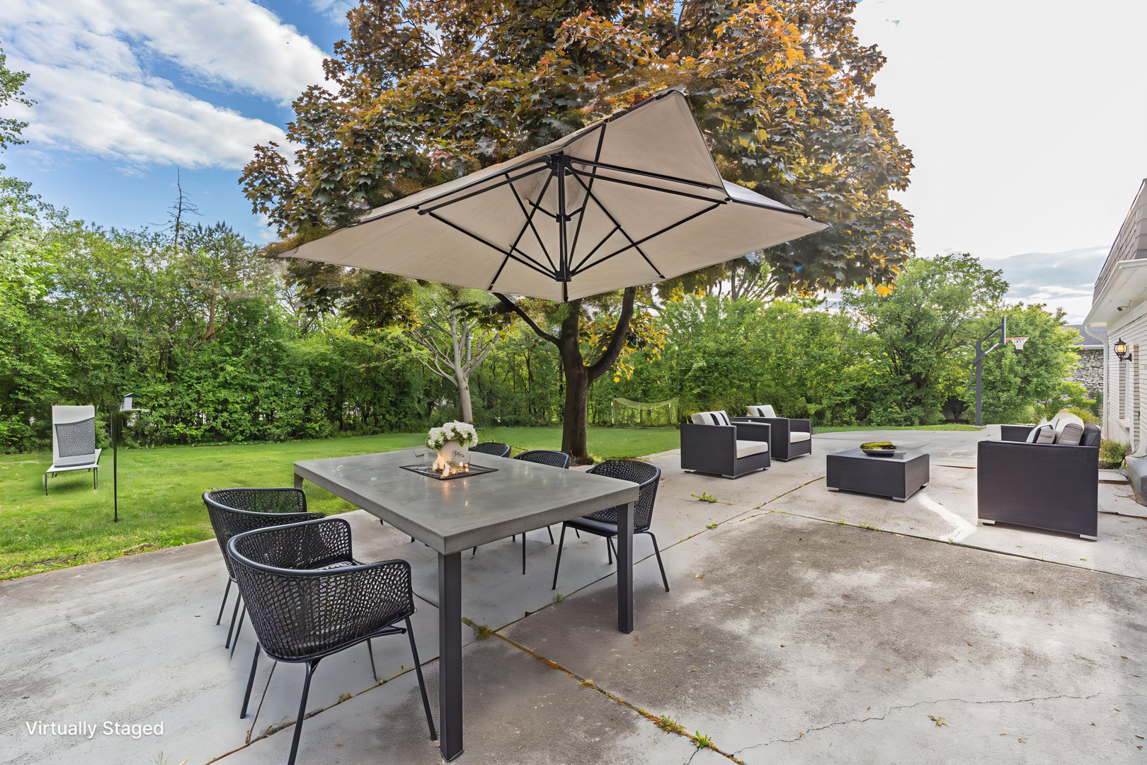15 DEVONSHIRE Drive, Oak Brook, IL 60523