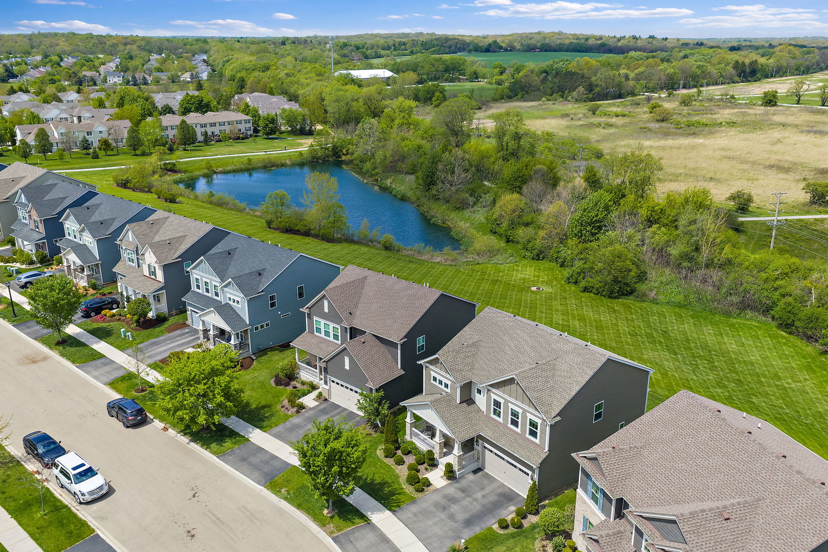 380 Hamilton Road, St. Charles, IL 60175